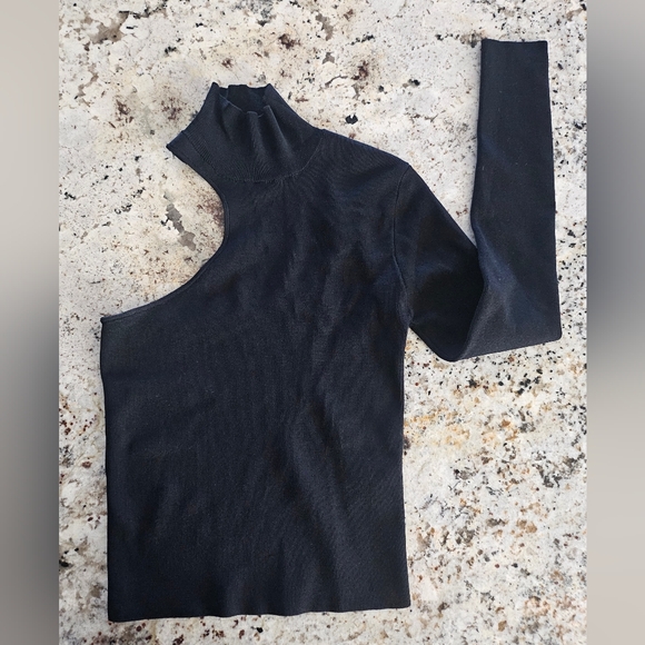 Zara One Shoulder Asymmetrical Sweater - Picture 3 of 7